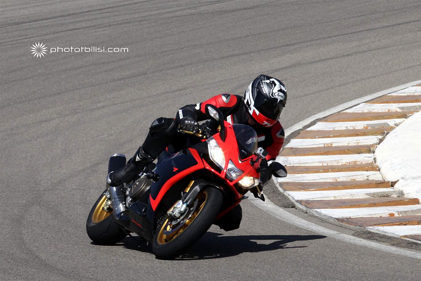 Aprilia RSV4 R APRC-IMG_7935